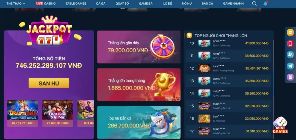Người chơi tập trung vào màn hình bắn cá trên điện thoại